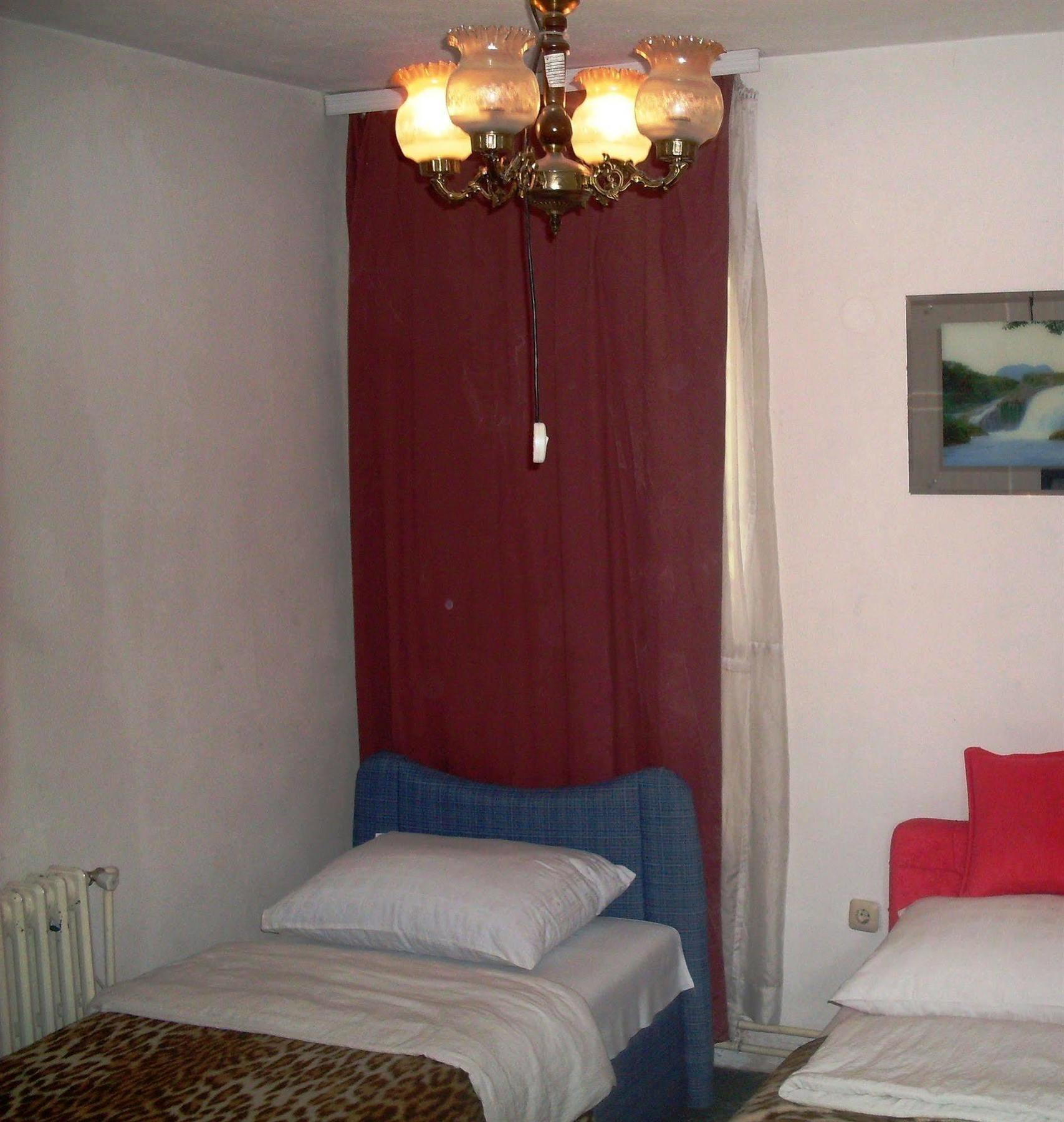 Hostel Gonzo SJJ Buitenkant foto