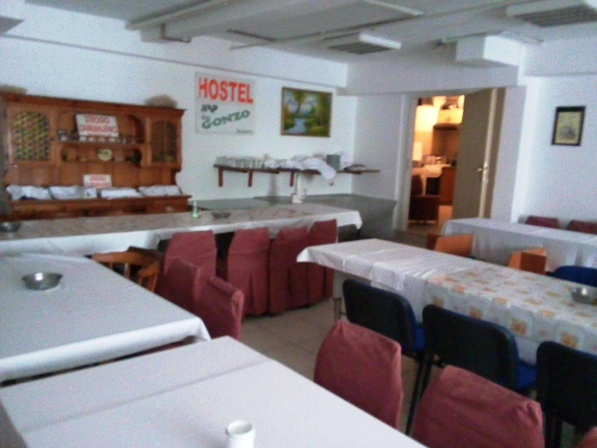 Hostel Gonzo SJJ Buitenkant foto